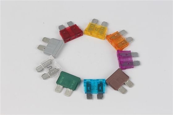 구리 주석 도금 PBT 소형 LED 자동차 블레이드 신관 1A-40A 정격 전류