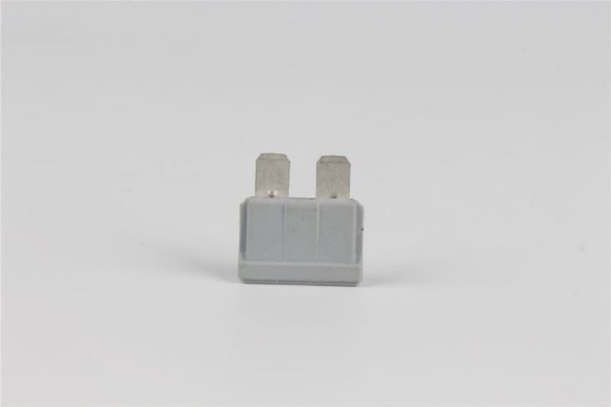 빨리 PBT 물질 저전압을 행하는 80v 40 Amp 플러그인 퓨즈