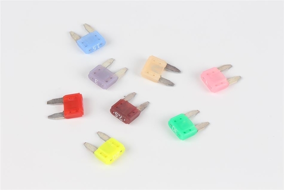 500 Amp 리셋가능 작은 블레이드 퓨즈 유엘 표준 전기 나무 쉘 소재